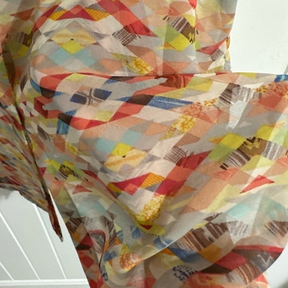 CAbi Multi-Color Abstract Pattern Sleeveless Tunic Blouse - Picture 7 of 7
